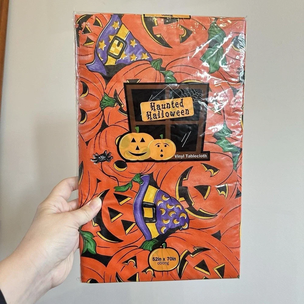 New VTG‎ Vinyl Halloween Tablecloth Jack O Lanterns Witch Hat Oblong 52x70